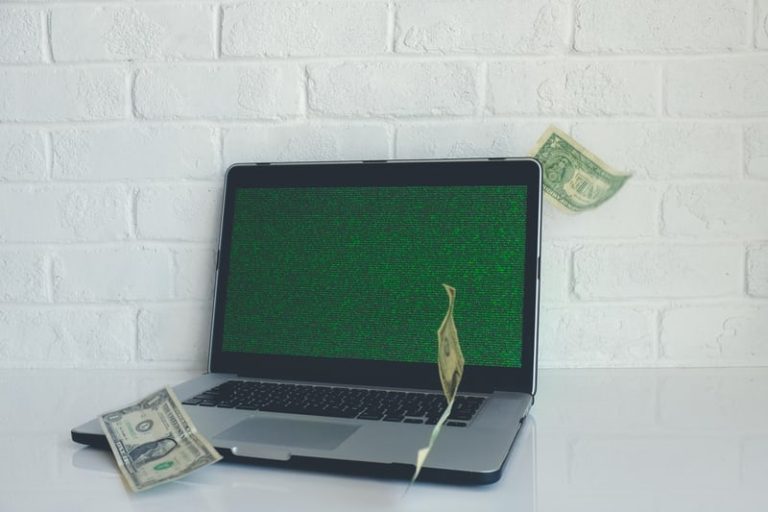 No Receivables: Manufacturing eCommerce Strategies Benefits Cash Flow