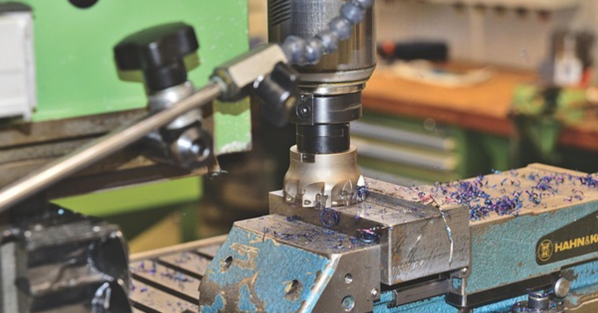 7 Essential Elements of an Effective Manufacturing Website